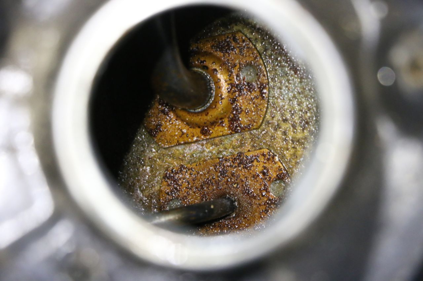 photo de SERBATOIO CARBURANTE  HONDA NSR R 125 (1994 - 2003) - Zoom sullo stato d'uso