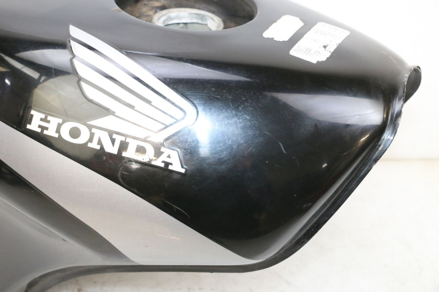 photo de SERBATOIO CARBURANTE  HONDA NSR R 125 (1994 - 2003) - Zoom sullo stato d'uso