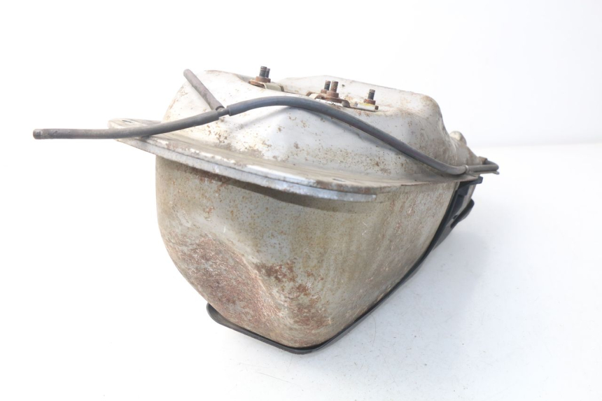 photo de SERBATOIO CARBURANTE  HONDA NSS EX FORZA 250 (2005 - 2013) - Primo piano tecnico