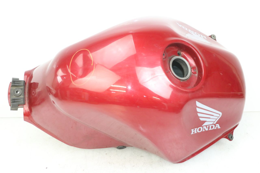 photo de SERBATOIO CARBURANTE HONDA NTV DEAUVILLE 650 (1998 - 2001) - Primo piano tecnico