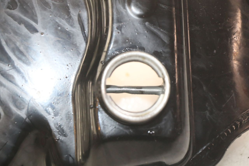 photo de SERBATOIO CARBURANTE SYM ORBIT 2 4T 50 (2018 - 2022) - Dettaglio del componente