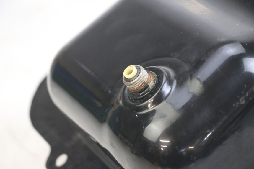 photo de SERBATOIO CARBURANTE SYM ORBIT 2 TS 2T 50 (2011 - 2016) - Zoom sullo stato d'uso