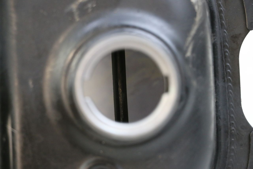 photo de SERBATOIO CARBURANTE HONDA PCX (JF47) 125 (2012 - 2013) - Zoom sullo stato d'uso