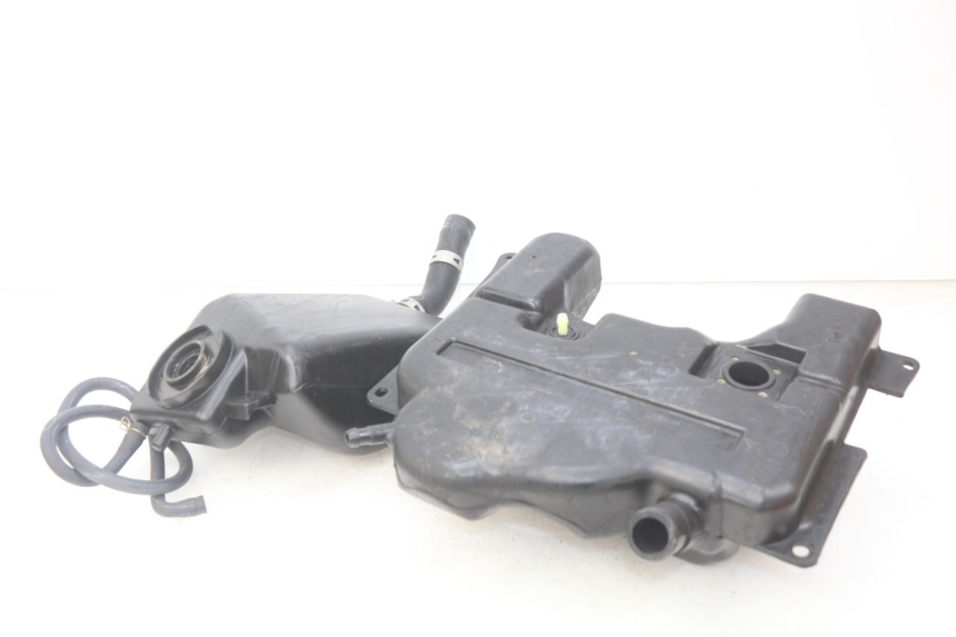 photo de SERBATOIO CARBURANTE KYMCO PEOPLE 250 (2004 - 2008) - Vista principale