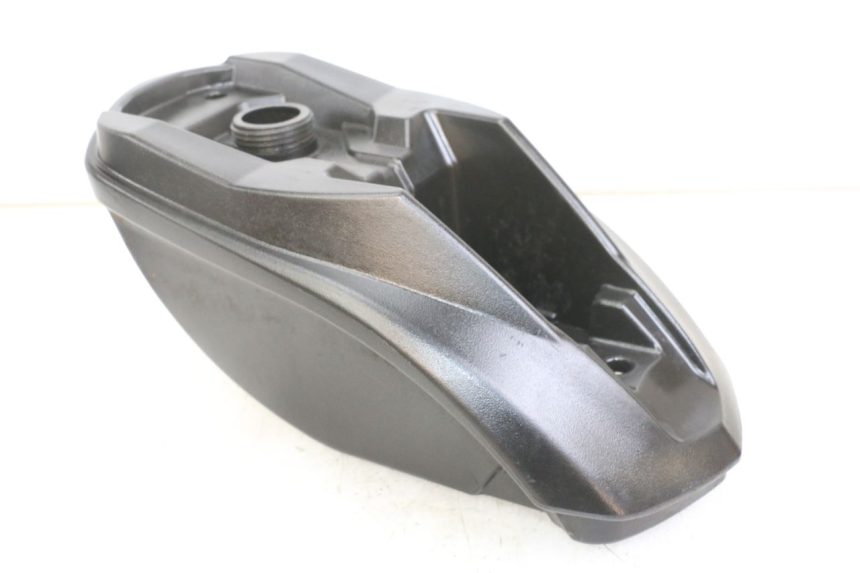 photo de SERBATOIO CARBURANTE  PEUGEOT LUDIX ONE 50 (2005 - 2008) - Primo piano tecnico