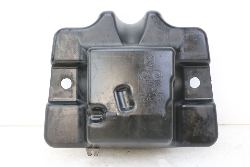 photo de SERBATOIO CARBURANTE  PEUGEOT SPEEDFIGHT 3 LC 2T 50 (2009 - 2015) - Zoom sullo stato d'uso