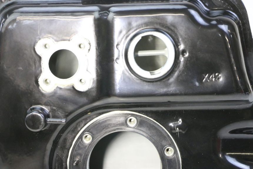 photo de SERBATOIO CARBURANTE  PEUGEOT TWEET 4T 50 (2023 - 2025) - Vista d'insieme del prodotto