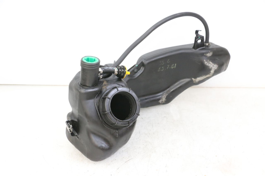 photo de SERBATOIO CARBURANTE  PIAGGIO LIBERTY IGET 4T 50 (2021 - 2025) - Zoom sullo stato d'uso
