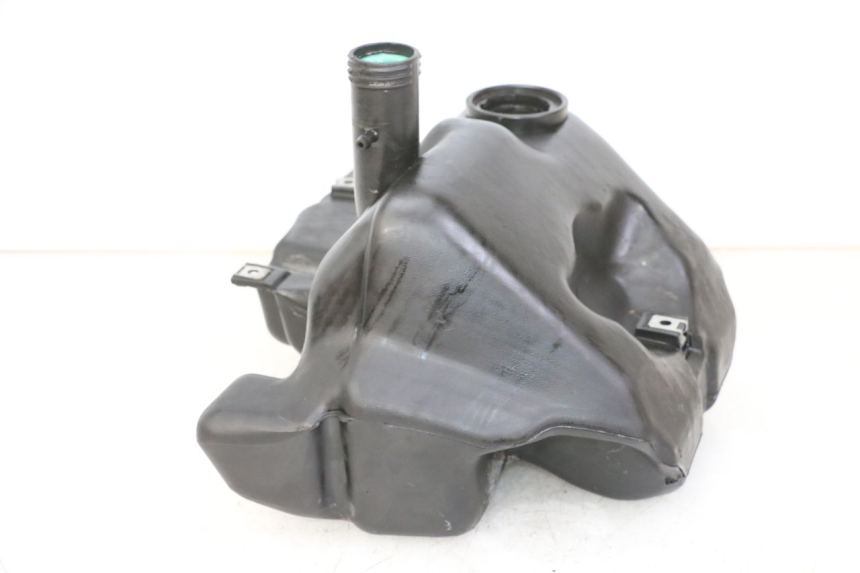 photo de SERBATOIO CARBURANTE  PIAGGIO VESPA LX 150 (2005 - 2013) - Altra angolazione