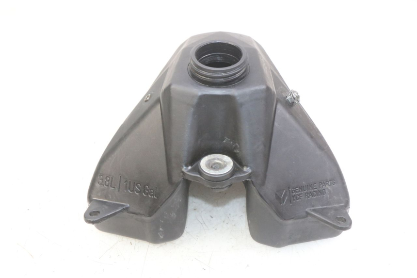 photo de SERBATOIO CARBURANTE YCF PILOT 125 - Stato della superficie e materiale