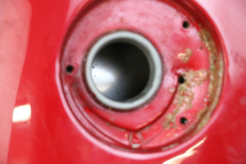 photo de SERBATOIO CARBURANTE  REGAL RAPTOR RAXTER 2 125 (2007 - 2015) - Dettagli dei punti di fissaggio