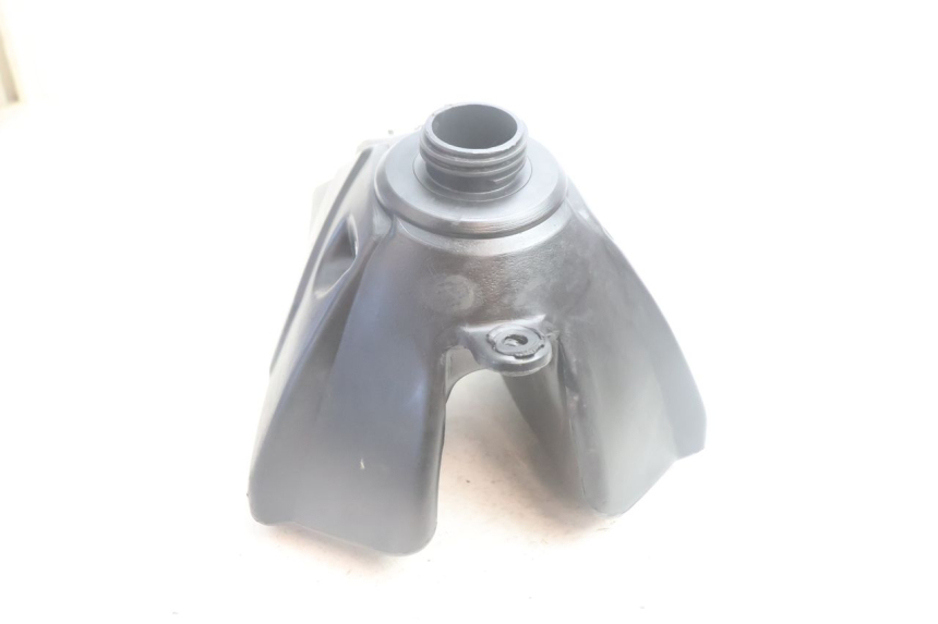 photo de SERBATOIO CARBURANTE  APOLLO RFZ 125 - Zoom sullo stato d'uso