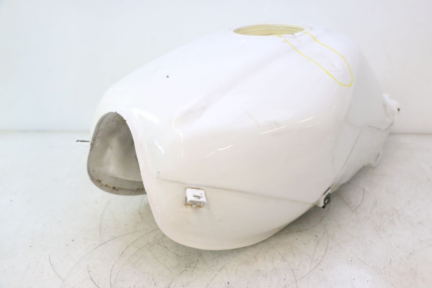 photo de SERBATOIO CARBURANTE  YAMASAKI ROADSTER 50 (2013 - 2018) - Focus sulla struttura