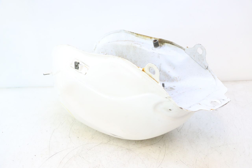 photo de SERBATOIO CARBURANTE  YAMASAKI ROADSTER 50 (2013 - 2018) - Dettagli dei punti di fissaggio