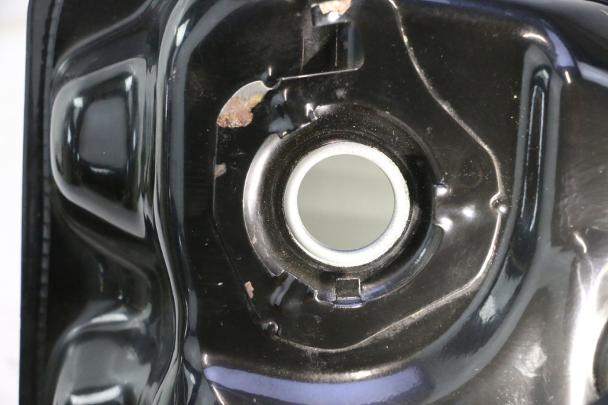 photo de SERBATOIO CARBURANTE TNT MOTOR ROMA 10' 4T 50 (2007 - 2018) - Zoom sullo stato d'uso