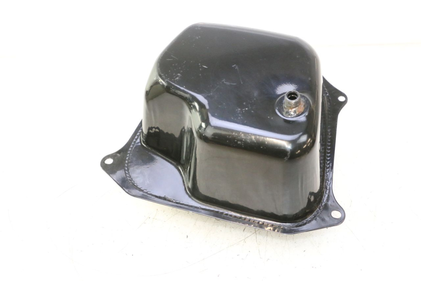 photo de SERBATOIO CARBURANTE TNT MOTOR ROMA 10' 4T 50 (2007 - 2018) - Primo piano tecnico