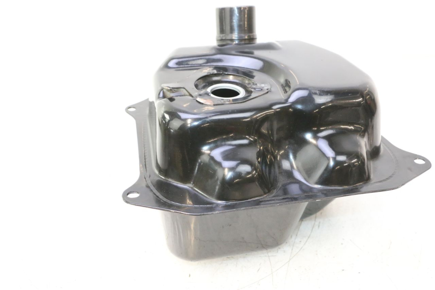 photo de SERBATOIO CARBURANTE TNT MOTOR ROMA 10' 4T 50 (2007 - 2018) - Vista d'insieme del prodotto