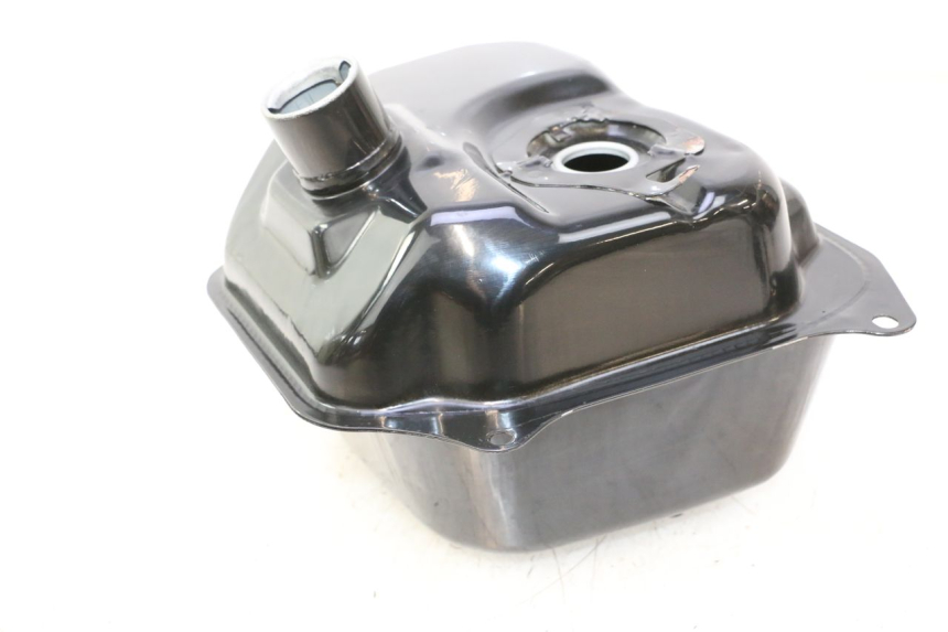 photo de SERBATOIO CARBURANTE TNT MOTOR ROMA 10' 4T 50 (2007 - 2018) - Dettagli dei punti di fissaggio