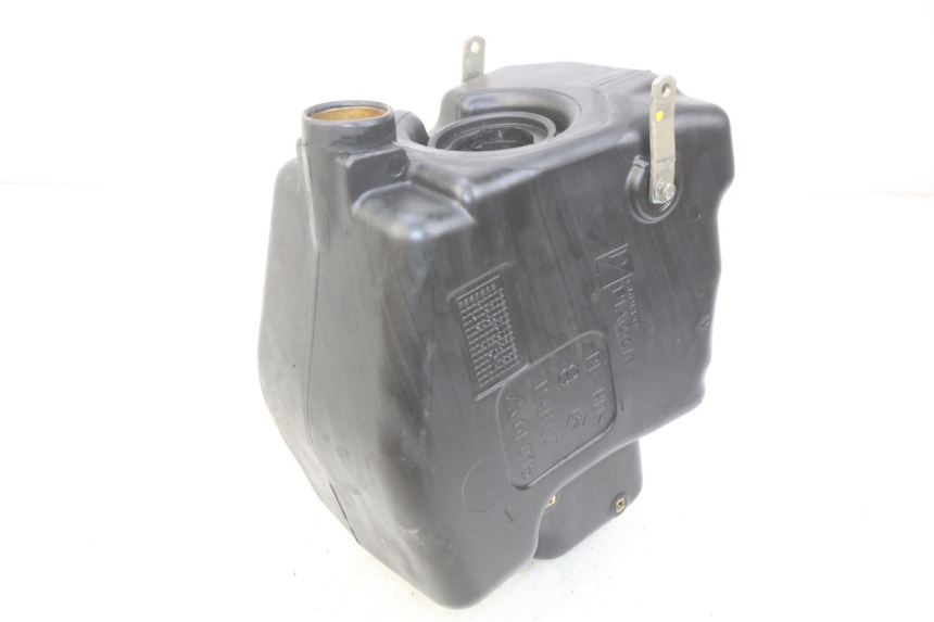 photo de SERBATOIO CARBURANTE GILERA RUNNER SP 50 (2009 - 2017) - Primo piano tecnico