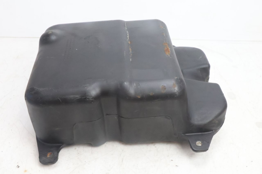 photo de SERBATOIO CARBURANTE  DAELIM S2 125 (2006 - 2007) - Primo piano tecnico