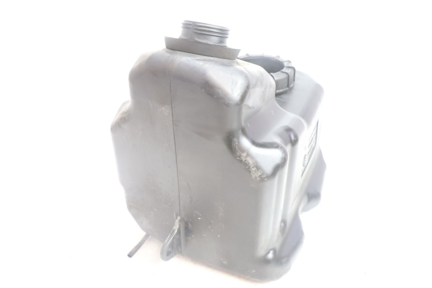 photo de Serbatoio carburante PEUGEOT SATELIS 125 (2006 - 2009) - Primo piano tecnico