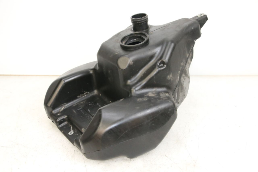 photo de SERBATOIO CARBURANTE APRILIA SCARABEO 100 (2003 - 2012) - Altra angolazione