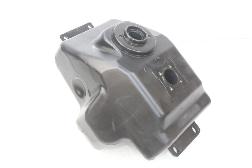 photo de Serbatoio carburante KYMCO SENTO 50 (2008 - 2013) - Primo piano tecnico