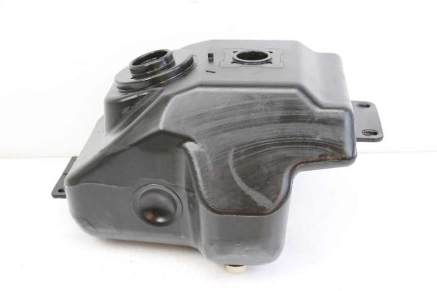 photo de SERBATOIO CARBURANTE KYMCO SENTO 100 (2008 - 2013) - Zoom sullo stato d'uso