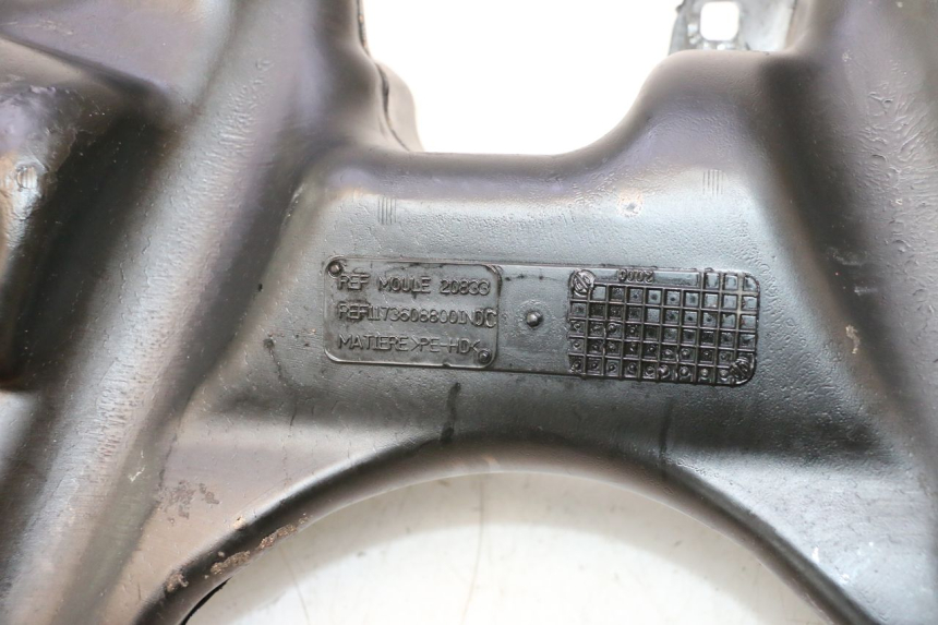 photo de SERBATOIO CARBURANTE  PEUGEOT SPEEDFIGHT 2 AC 50 (2000 - 2009) - Dettaglio del componente