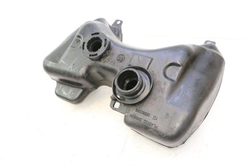 photo de SERBATOIO CARBURANTE  PEUGEOT SPEEDFIGHT 2 AC 50 (2000 - 2009) - Altra angolazione