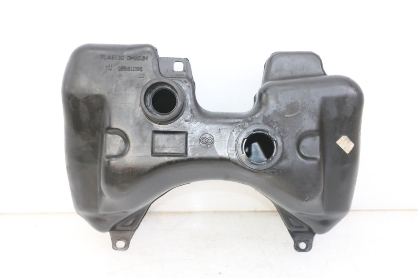 photo de SERBATOIO CARBURANTE  PEUGEOT SPEEDFIGHT 2 LC 50 (2000 - 2009) - Vista principale