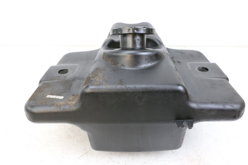 photo de SERBATOIO CARBURANTE  PEUGEOT SPEEDFIGHT 4 2T 50 (2015 - 2019) - Altra angolazione