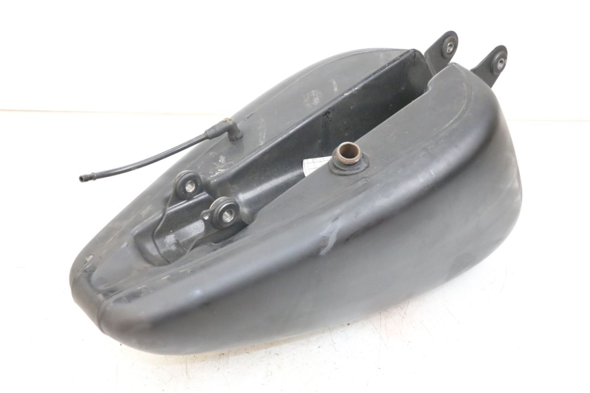photo de SERBATOIO CARBURANTE  HARLEY DAVIDSON SPORTSTER XL CUSTOM 1200 (2003 - 2004) - Stato della superficie e materiale