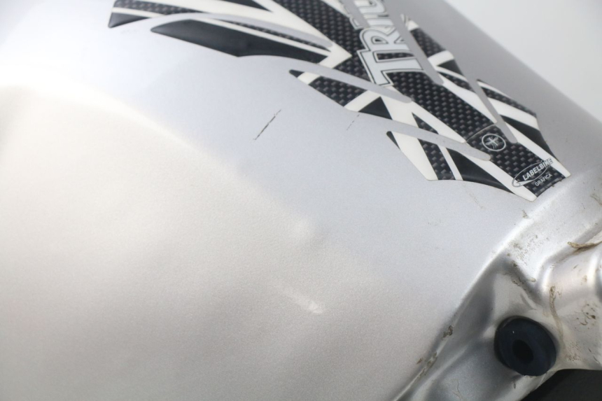 photo de Serbatoio carburante TRIUMPH SPRINT ST ABS 1050 (2005 - 2007) - Dettagli dei punti di fissaggio