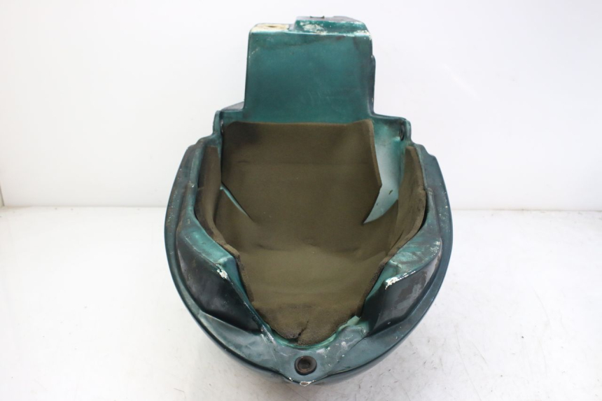 photo de SERBATOIO CARBURANTE TRIUMPH SPRINT ST 955 (1999 - 2001) - Primo piano tecnico