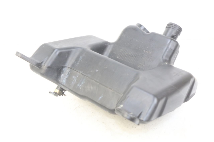 photo de SERBATOIO CARBURANTE APRILIA SR 2T 50 (2012 - 2017) - Zoom sullo stato d'uso