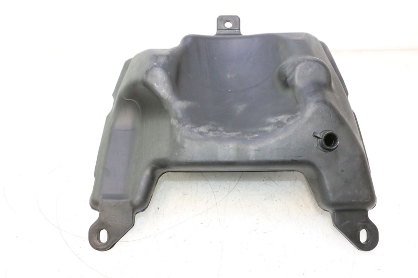 photo de SERBATOIO CARBURANTE APRILIA SR 2T 50 (2012 - 2017) - Zoom sullo stato d'uso