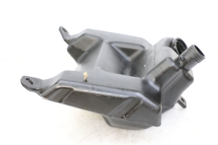 photo de SERBATOIO CARBURANTE  APRILIA SR MOTARD 50 (2012 - 2018) - Altra angolazione