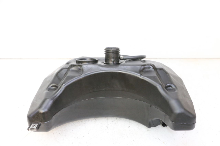 photo de SERBATOIO CARBURANTE APRILIA SR R 2T LC 50 (2018 - 2021) - Vista d'insieme del prodotto