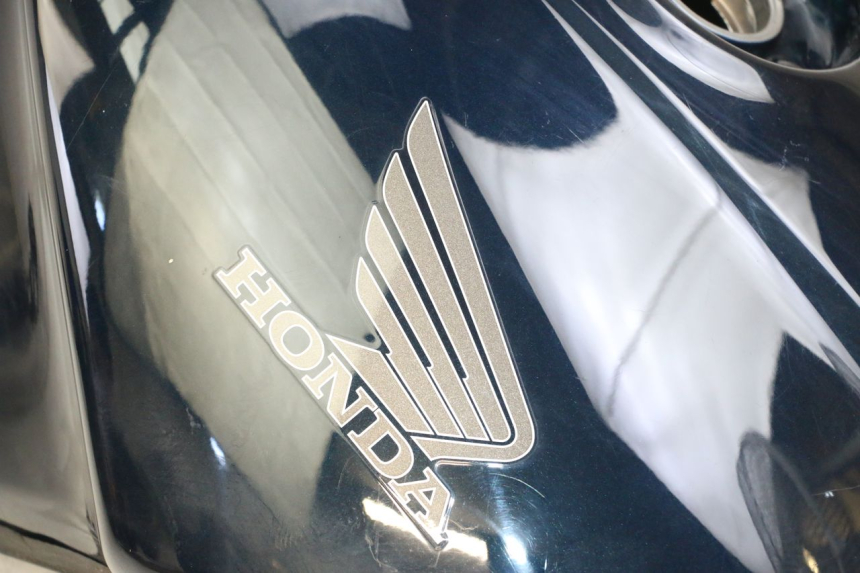 photo de SERBATOIO CARBURANTE  HONDA ST PAN EUROPEAN 1300 (2002 - 2013) - Altra vista dell'articolo