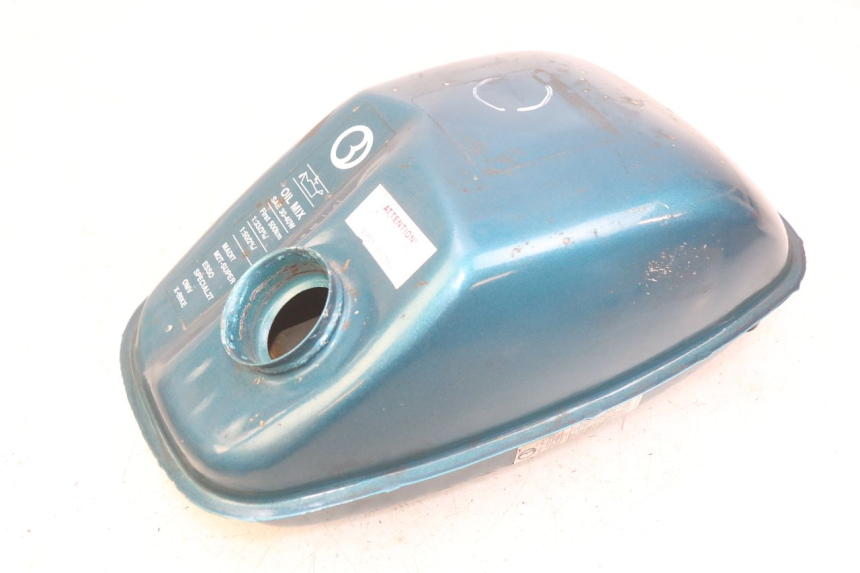 photo de SERBATOIO CARBURANTE JAWA STELLA BABETTA 134 50 - Zoom sui componenti