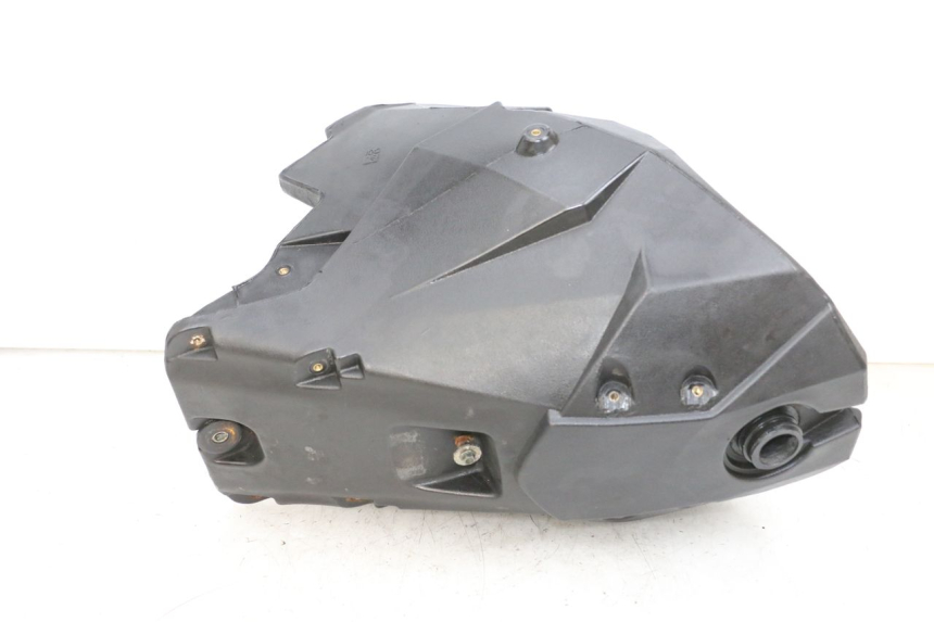 photo de SERBATOIO CARBURANTE  KSR TR SM 50 (2015 - 2018) - Primo piano tecnico