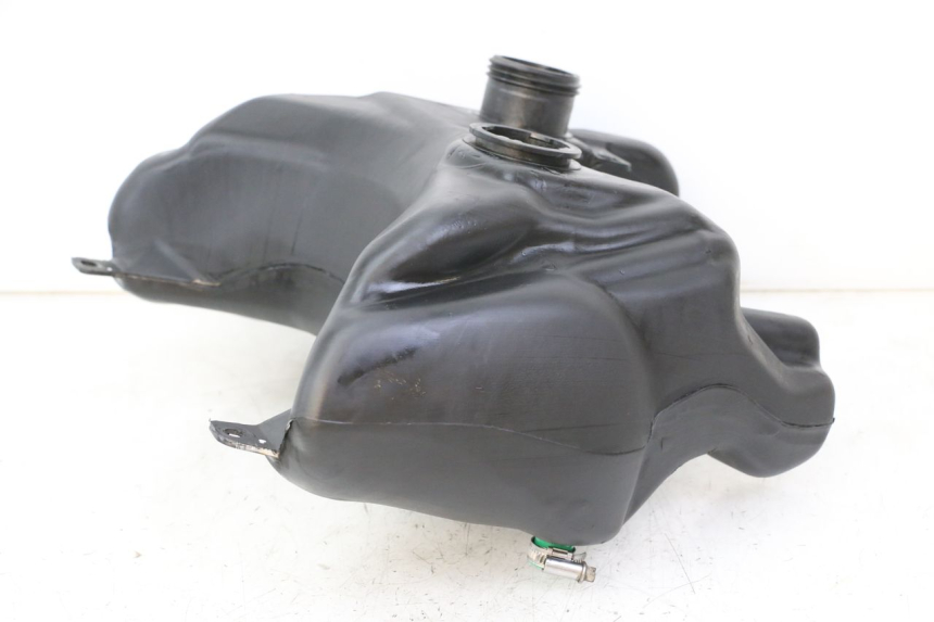 photo de SERBATOIO CARBURANTE  PEUGEOT TREKKER TKR 50 (2005 - 2014) - Altra angolazione