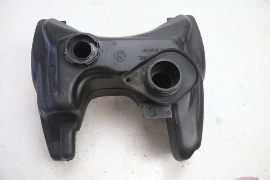 photo de SERBATOIO CARBURANTE PEUGEOT TREKKER 50 (1995 - 2004) - Vista principale
