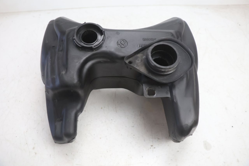 photo de SERBATOIO CARBURANTE PEUGEOT TREKKER 50 (1995 - 2004) - Zoom sullo stato d'uso