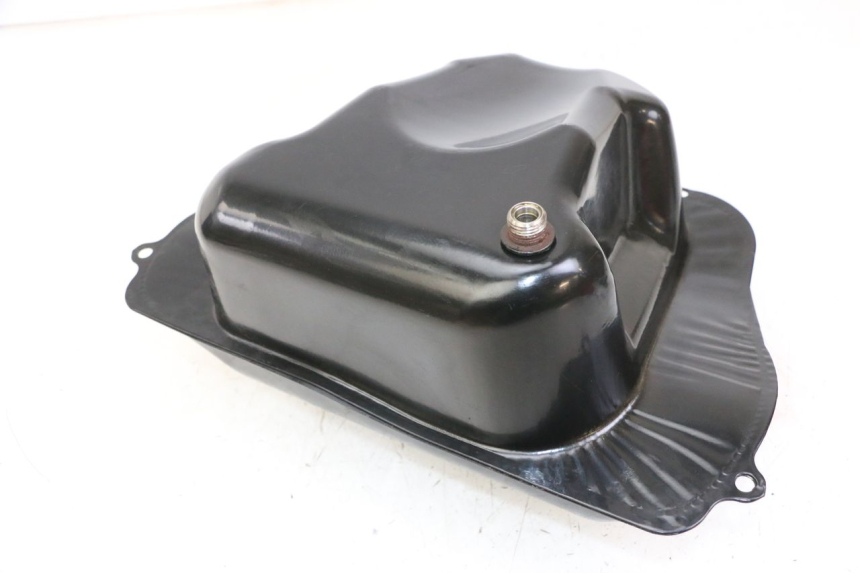 photo de SERBATOIO CARBURANTE  PEUGEOT TWEET 4T 50 (2014 - 2019) - Primo piano tecnico