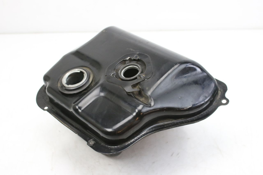 photo de SERBATOIO CARBURANTE PEUGEOT TWEET 125 (2010 - 2017) - Altra angolazione