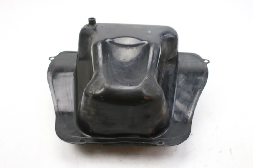 photo de SERBATOIO CARBURANTE PEUGEOT TWEET 125 (2010 - 2017) - Dettagli dei punti di fissaggio