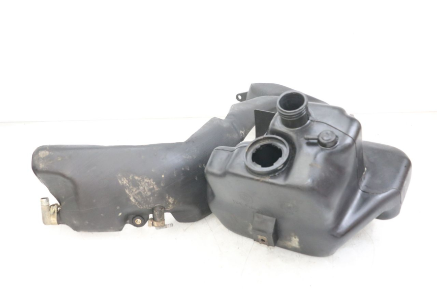 photo de SERBATOIO CARBURANTE PIAGGIO TYPHOON 80 (1994 - 1997) - Vista principale