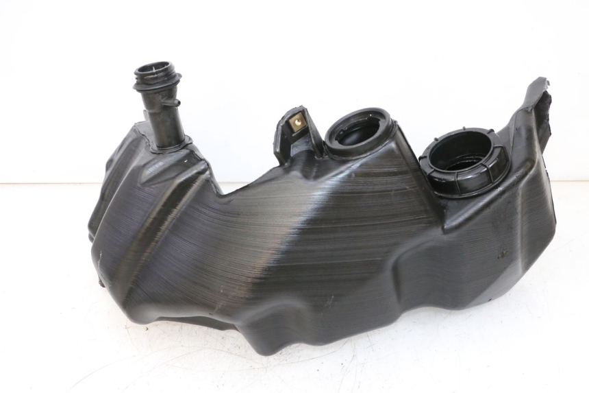 photo de SERBATOIO CARBURANTE PIAGGIO VESPA GTS SUPER IE 125 (2009 - 2016) - Vista principale